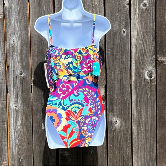 NWT Tahari floral one piece swimsuit size small - Picture 9 of 17